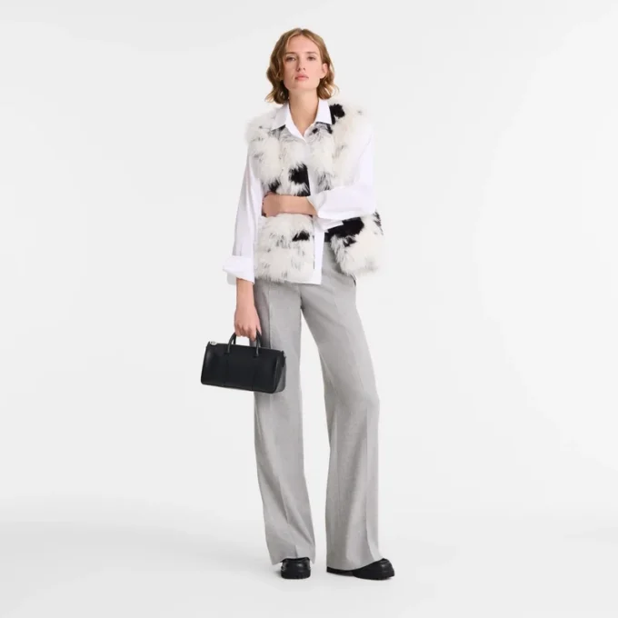 Black – Leather Daylong M Handbag