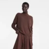 Coffee – Knit High neck sweater
