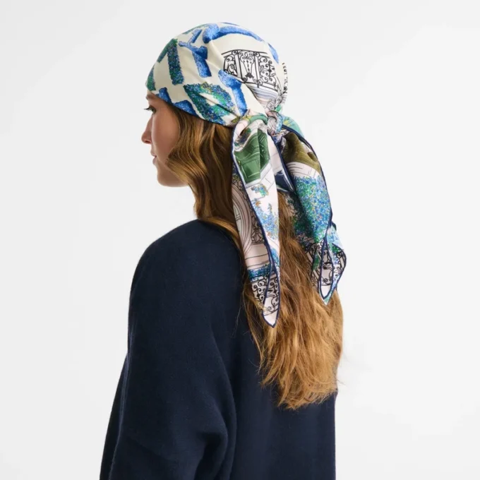 Jardin Parisien Silk scarf 90