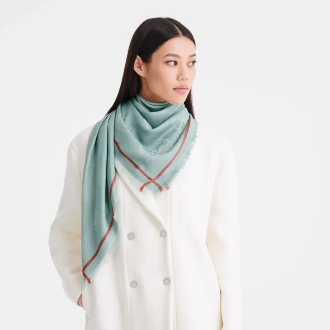 La Médaille Longchamp Shawl La Médaille Longchamp Shawl