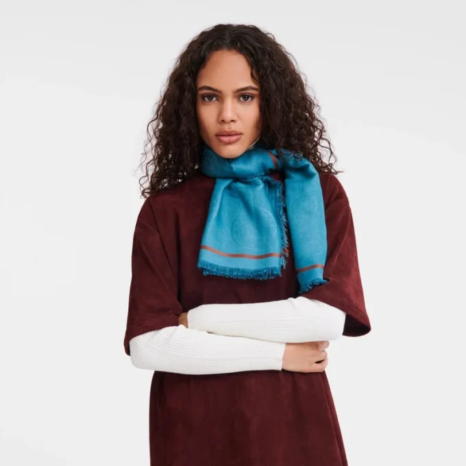 La Médaille Longchamp Shawl La Médaille Longchamp Shawl