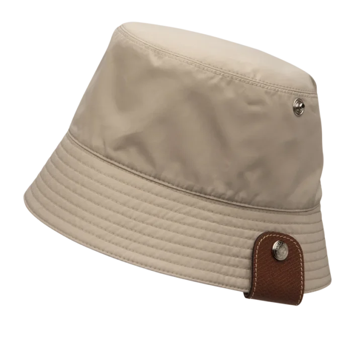 Reversible bucket hat